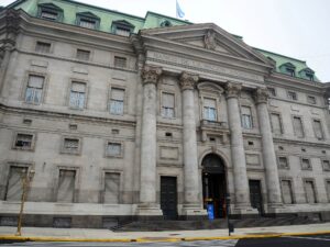 Morosidad en alza: el Nación lanzó un plan de refinanciación de deudas para clientes propios y de otros bancos