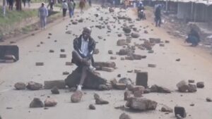 Protestas en Kenia por alza del combustible dejan bloqueos y tensión con las autoridades