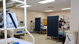 Colegio Médico de Honduras convoca asamblea nacional obligatoria en medio de crisis por atrasos y despidos en salud pública