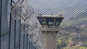 Defensoría exige plan urgente por brote de tuberculosis en cárcel El Pedregal de Medellín