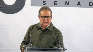 Higinio Martínez pide el respaldo de Inzunza para sacar adelante reformas de Sheinbaum