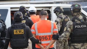 Aprehenden a funcionarios portuarios en Panamá por tráfico internacional de drogas